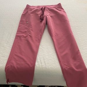 FIGS KADE Cargo Scrub bottoms. Medium petite.